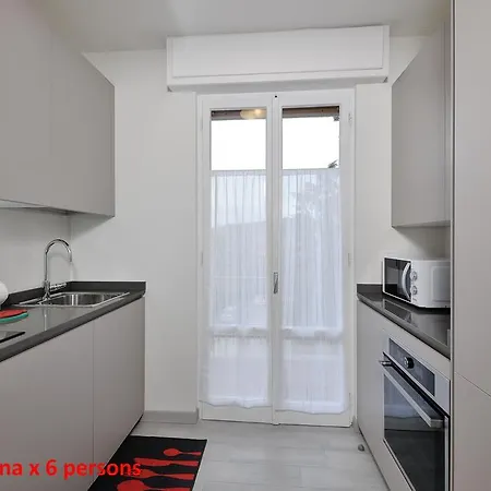 Casa Rimidia Flat Giovanna بيرودجا